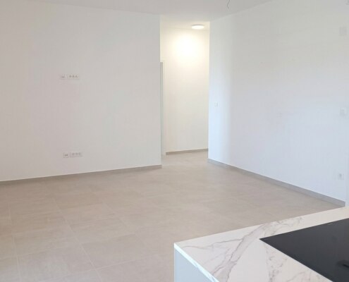 Modern 4-Room Apartment for Rent in Ljubljana with a Large Terrace