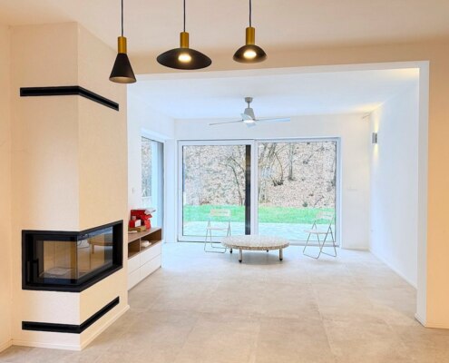 Современный дом с двумя террасами в Подграде, Любляна