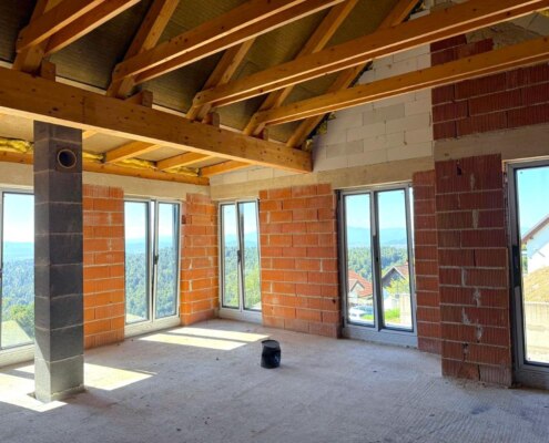 Дом с террасой и видом на всю Любляну и окрестности