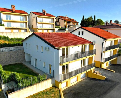 New apartments with sea views in Malija