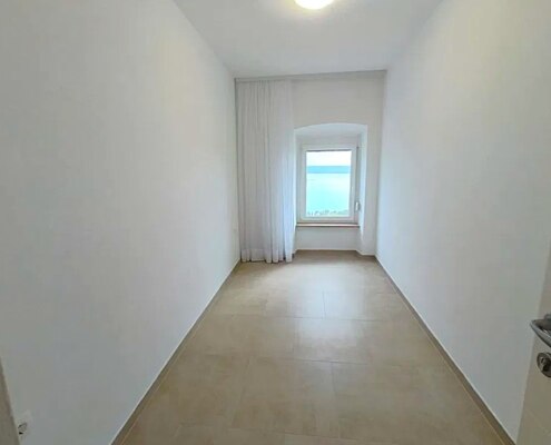 Three-Room Apartment with Open Sea View