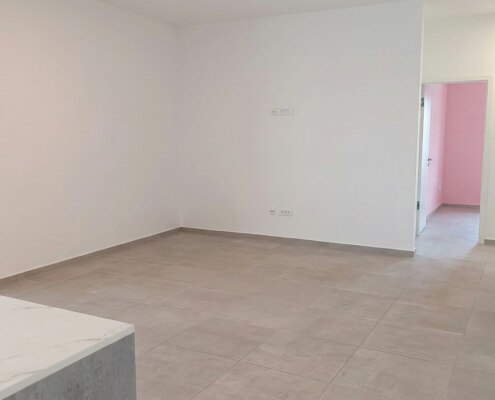 Modern 4-Room Apartment for Rent in Ljubljana with a Large Terrace