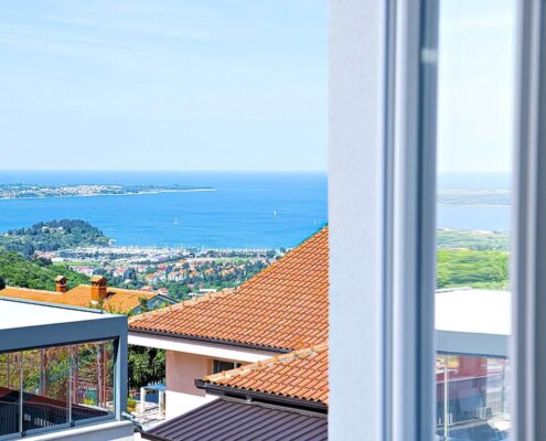 New apartments with sea views in Malija