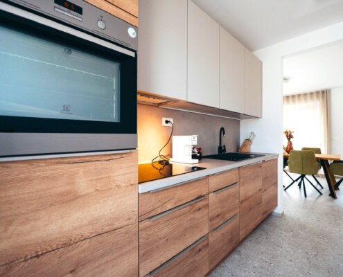 Investicijska nepremičnina s 4 apartmaji in bazenom v bližini Sežane
